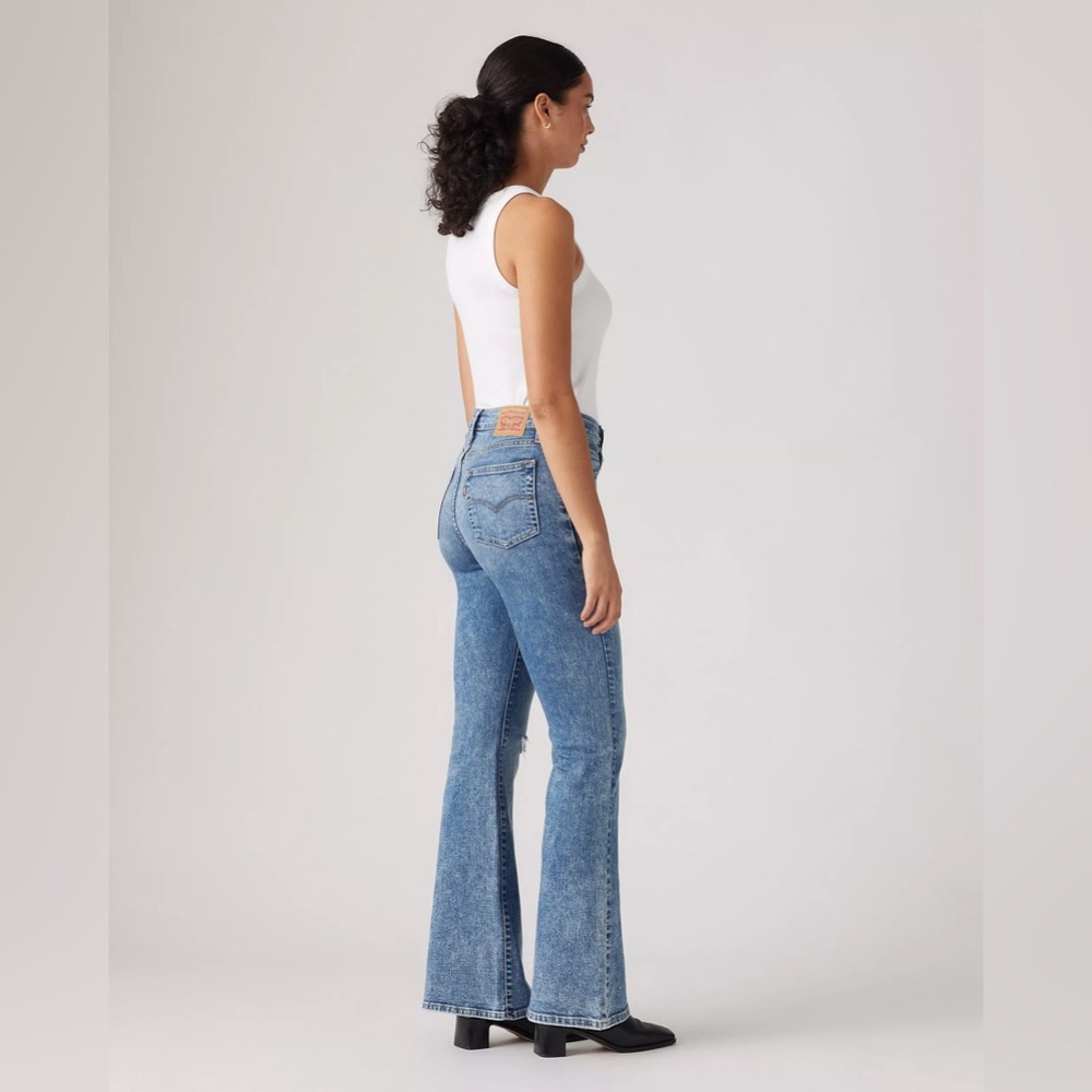 Levi’s 726 Flare Medium Wash Distressed High Rise Denim Jeans 32 - Picture 5 of 16